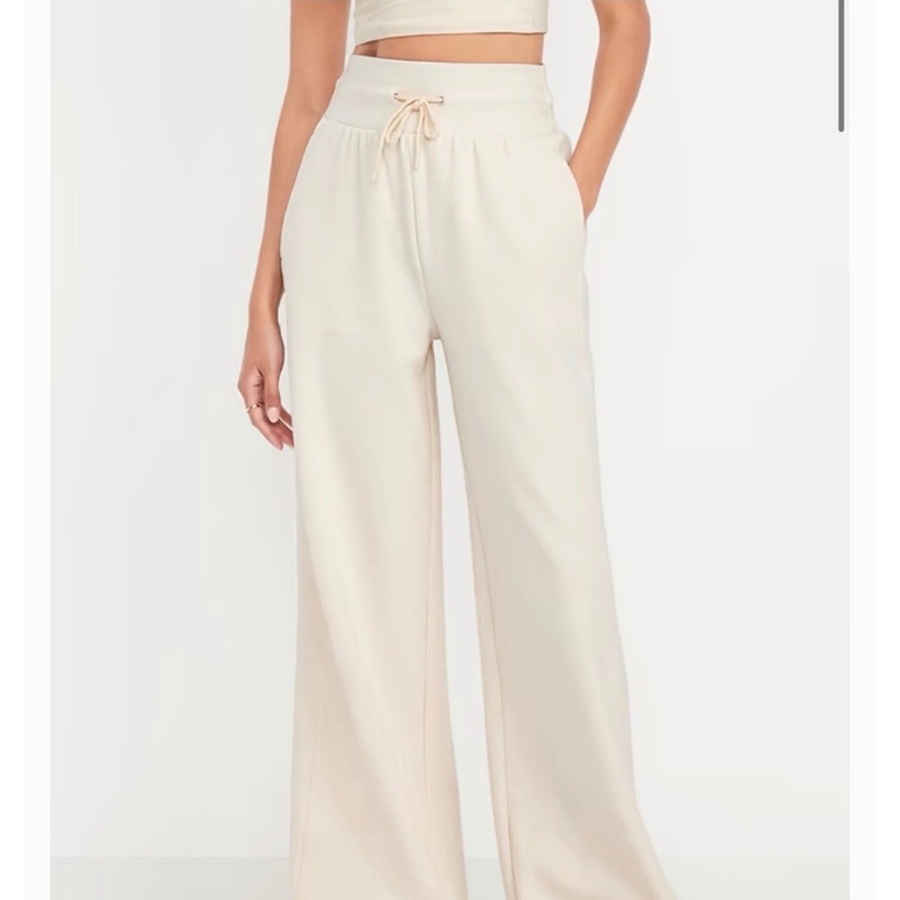 Old Navy Active Dynamic Fleece Extra High-Rise Wide-Leg Pants Cream Womens 2X